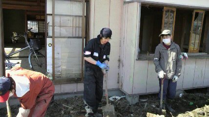 2011040613500002.jpg